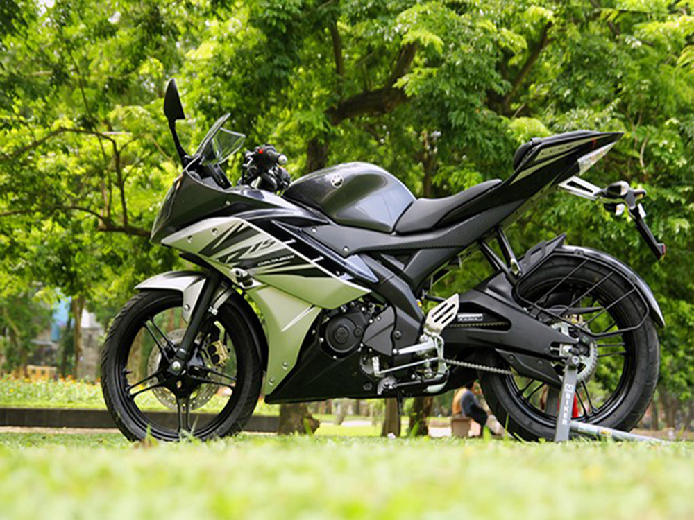 Yamaha R15 2014